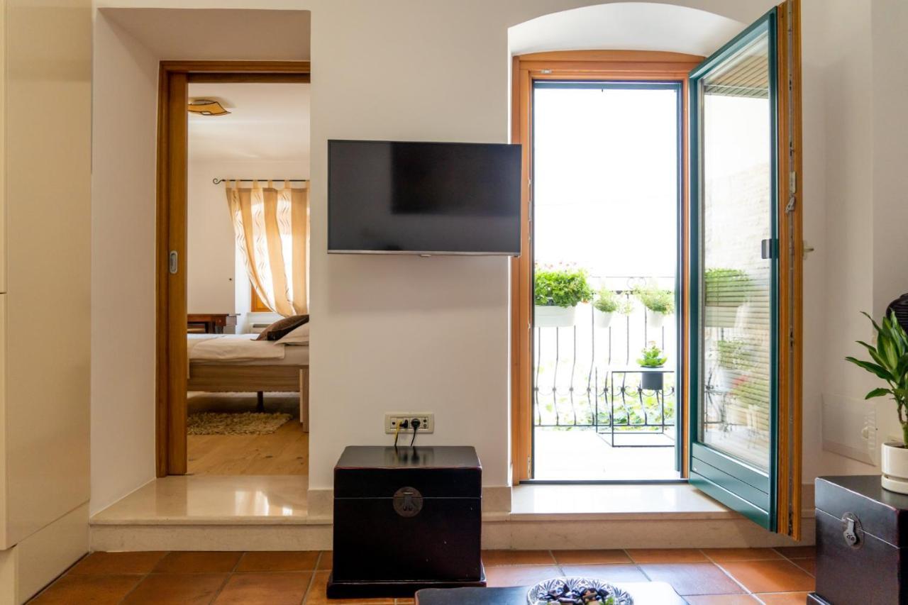 Apartments Linda Makarska Zewnętrze zdjęcie