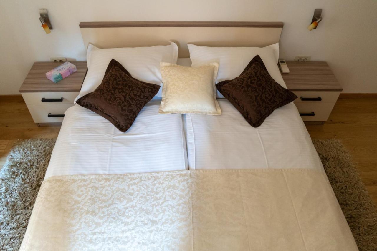 Apartments Linda Makarska Zewnętrze zdjęcie